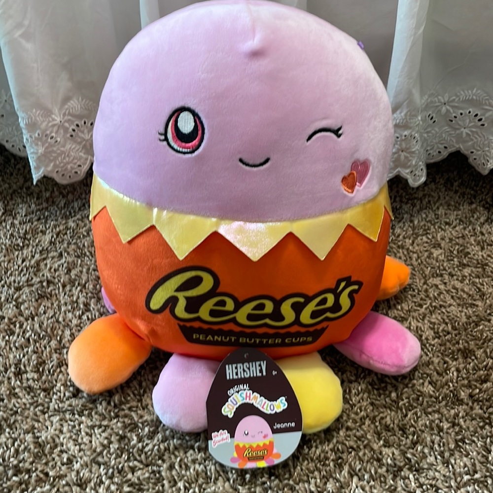 Reese’s Octopus Scented Squishmallow